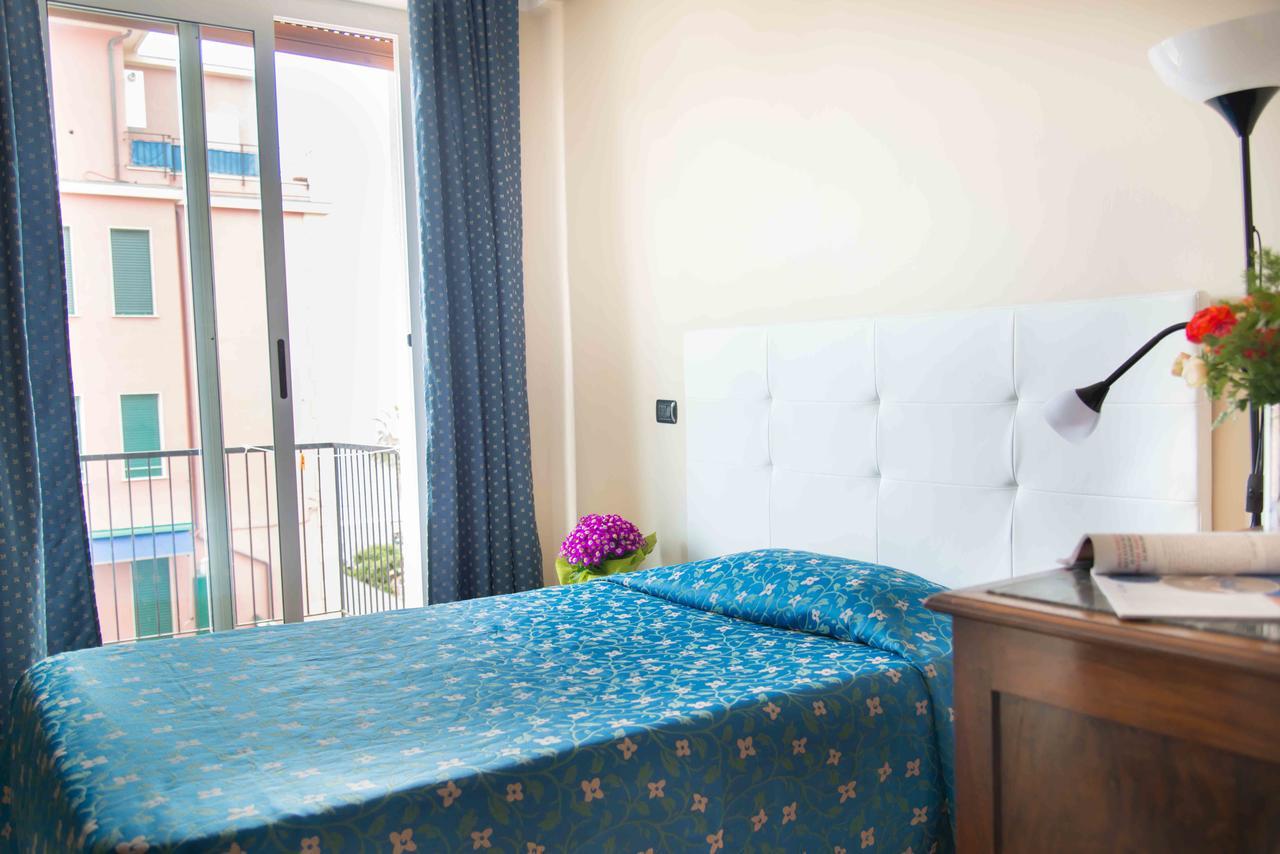 Hotel Elisabetta 세스트리레반떼 외부 사진