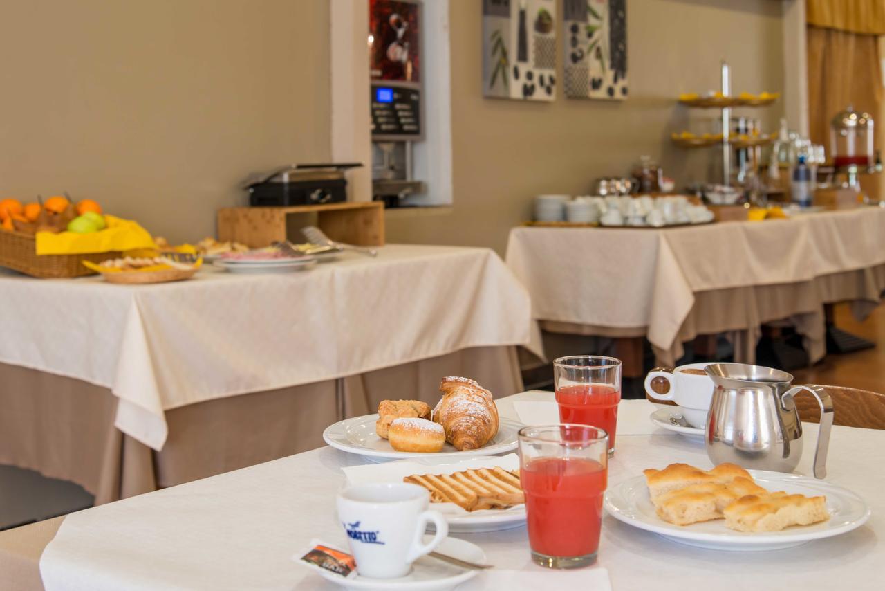Hotel Elisabetta 세스트리레반떼 외부 사진
